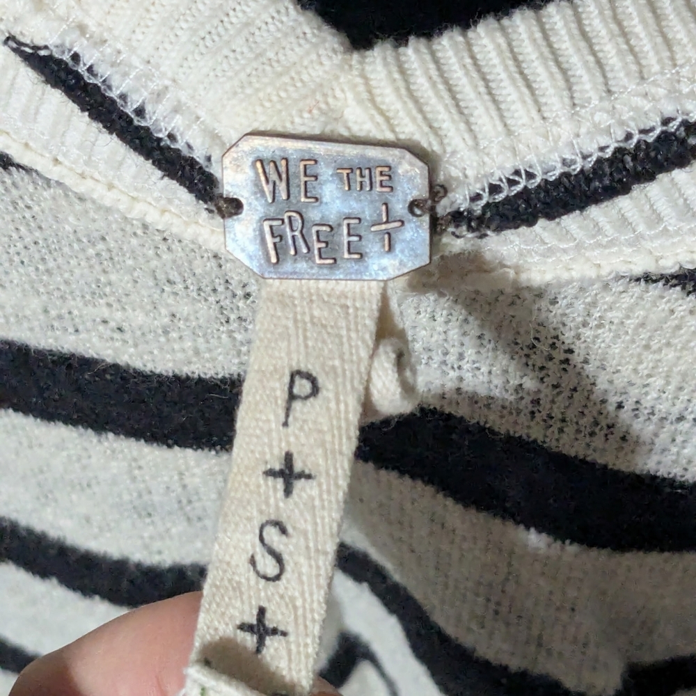 We The Free Free People Striped Crochet Sleeve V-Neck, Size Small - Picture 2 of 5